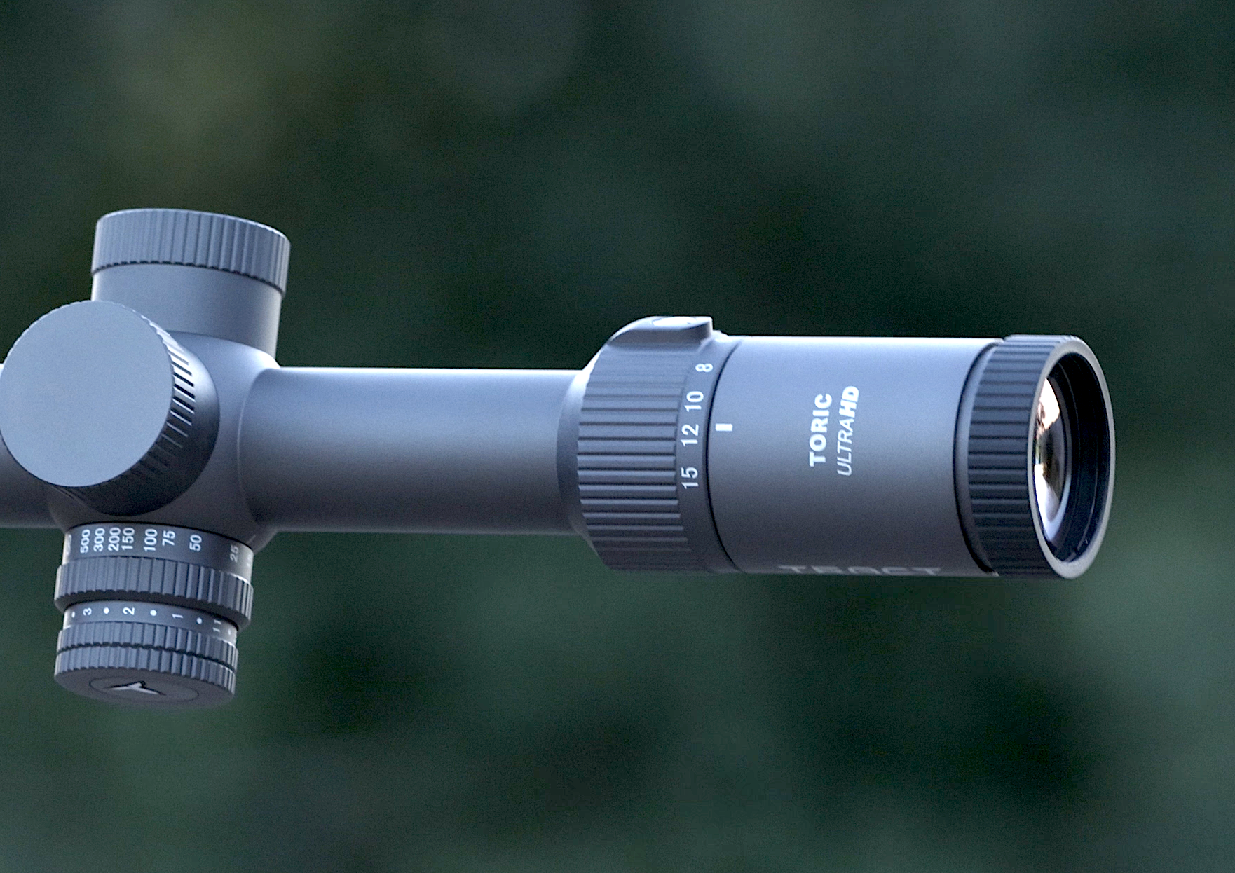 Long-Range Target/Hunting Scope: Tract Toric 2.5-15x44 Ultra HD